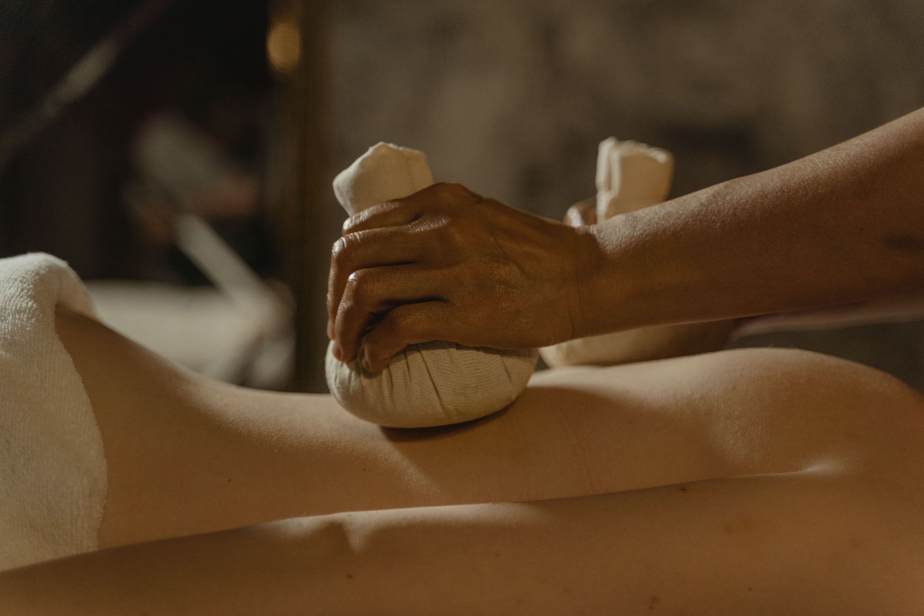 Herbal bolus Kizhi massage therapy
