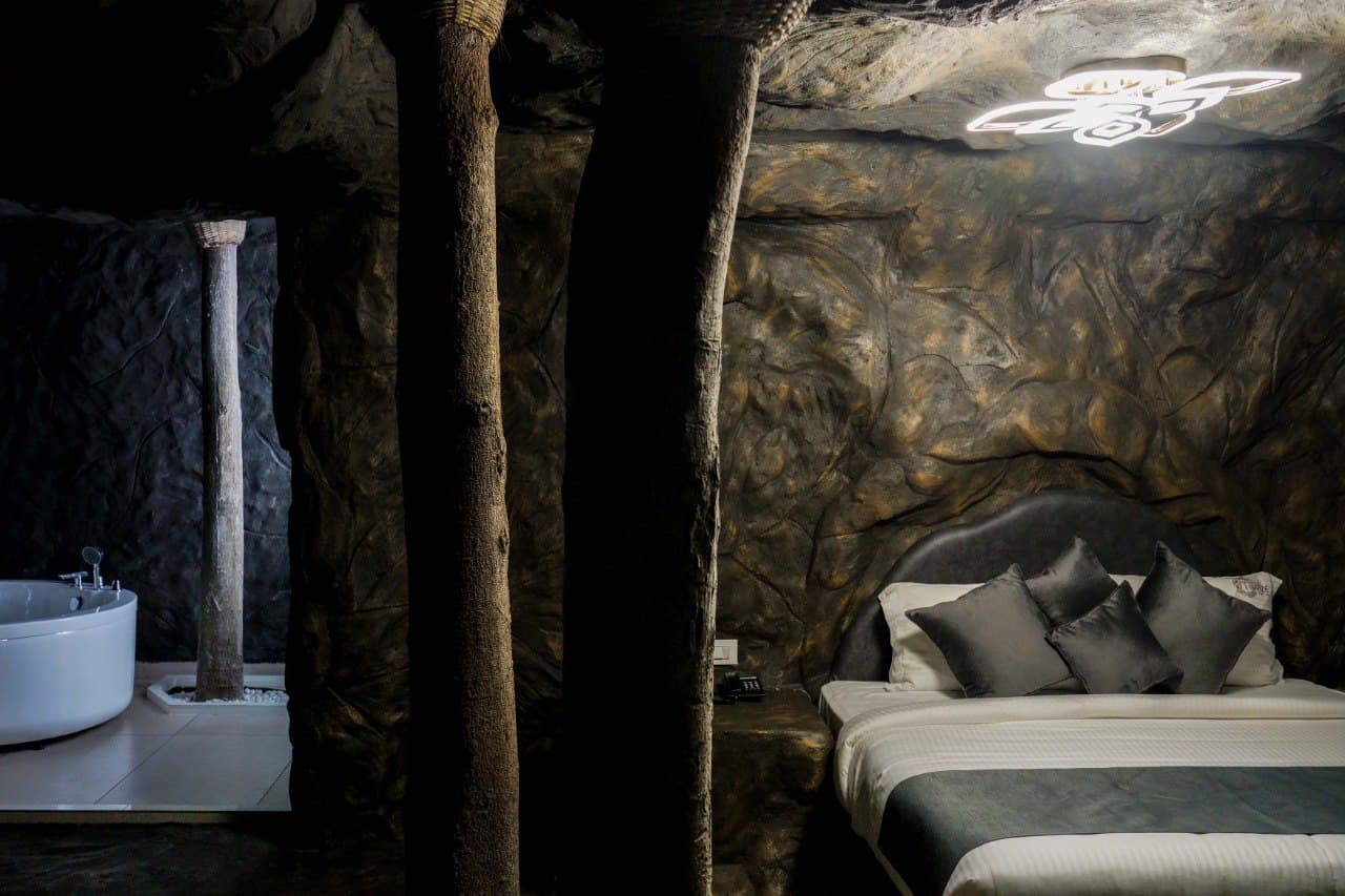 Cave House bedroom